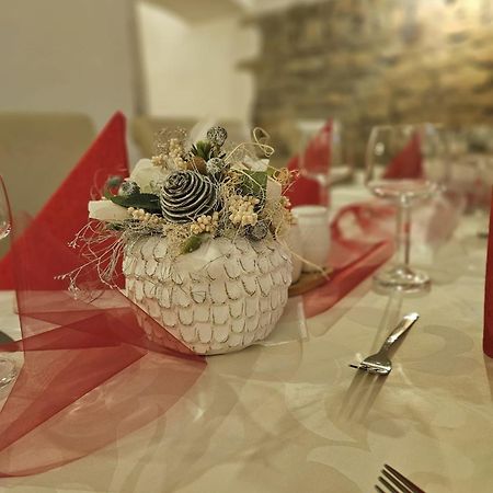 Hotel U Mesta Prahy นาคอด ภายนอก รูปภาพ